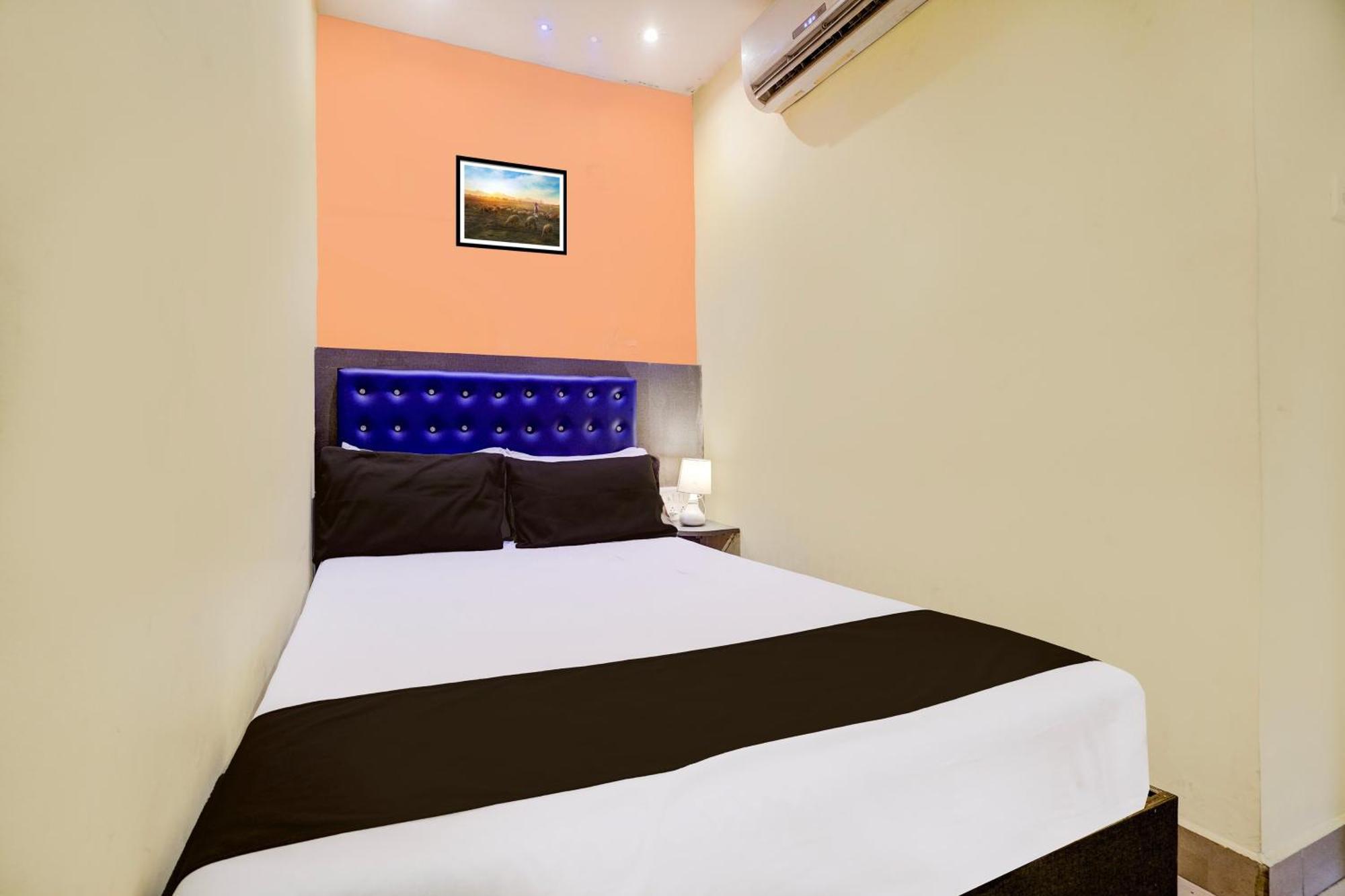 Via Shera Residency — Photos 1